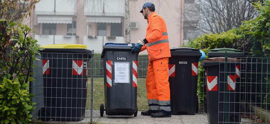 Copertina per Tari, bollette dei rifiuti da rimborsare alle famiglie di Gorizia