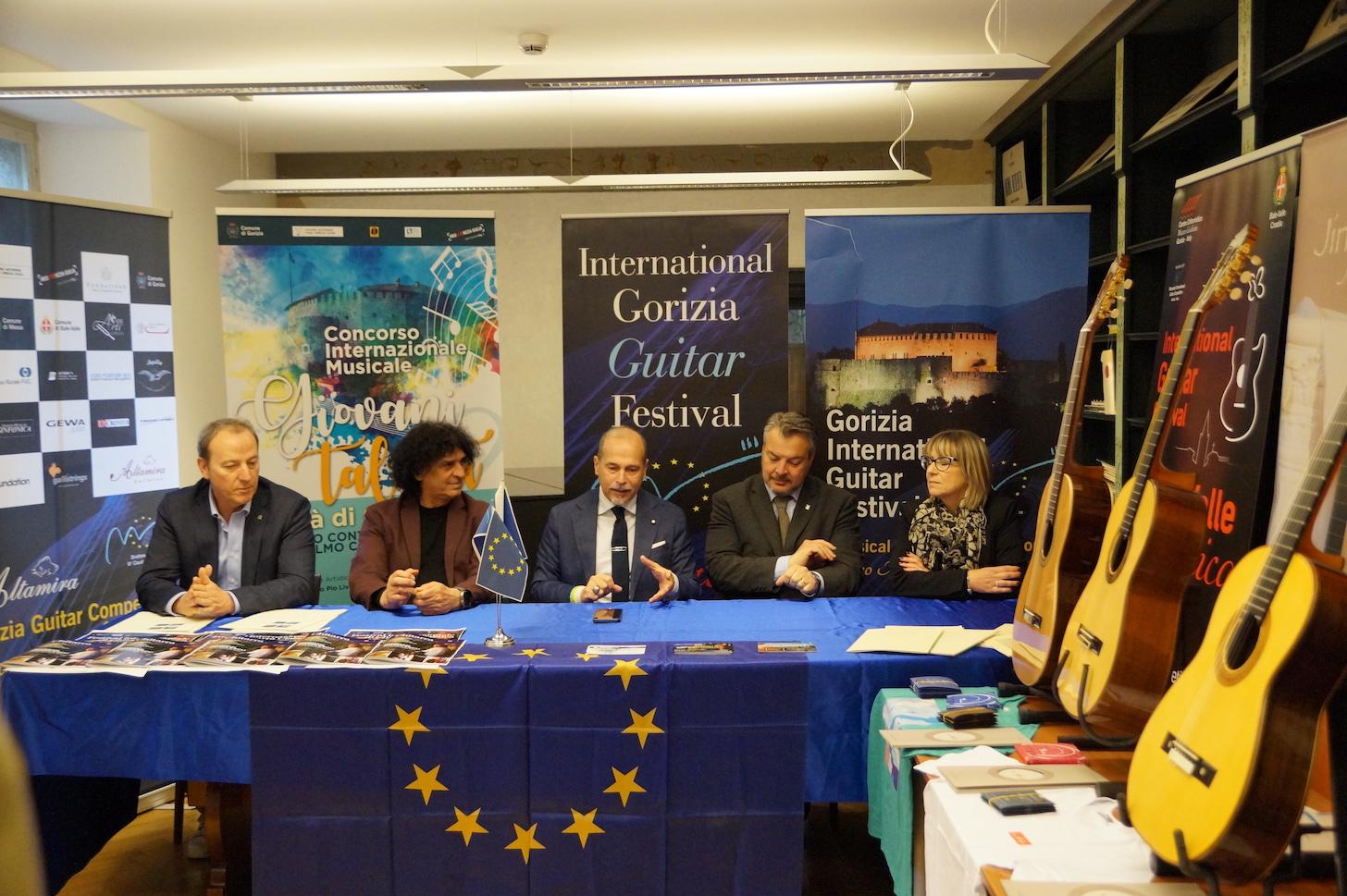 Copertina per Gorizia chiama 250 talenti della chitarra, Mercatali cerca nuovi spazi