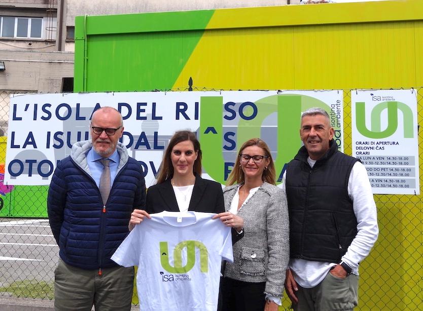 Copertina per Ecco L'isola del riuso, Giorgia inventa il nome del centro Isa a Savogna