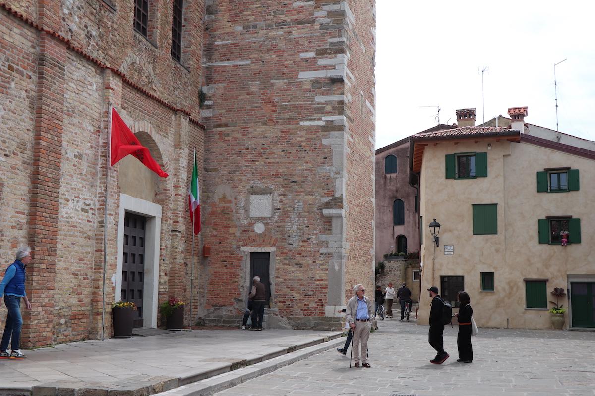 Copertina per Avvenire torna in Basilica a Grado, la parrochia si prepara ai turisti