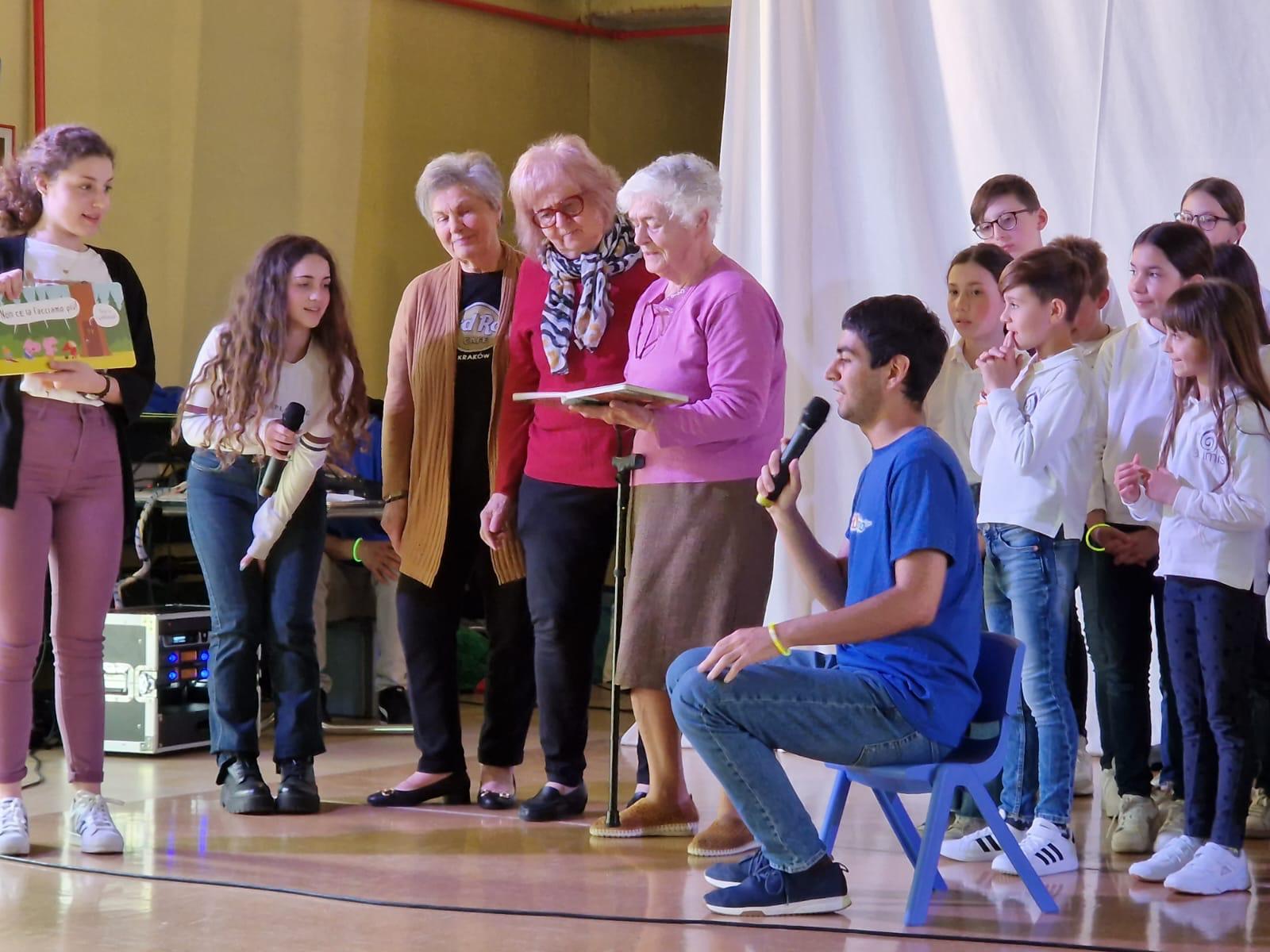 Copertina per Fondazione Brovedani festeggia 50 anni, bambini e anziani insieme a Gradisca