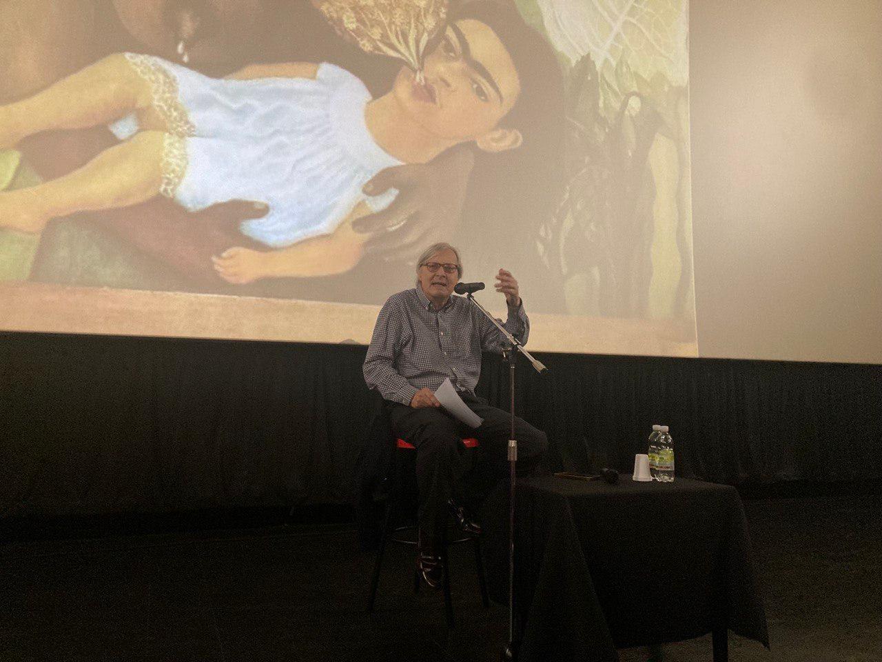 Vittorio Sgarbi provoca sulle donne, èStoria inizia con Frida Kahlo a Gorizia