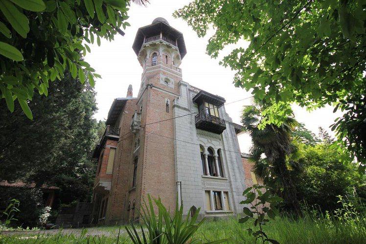 Copertina per A piedi dal Castello di Gorizia al Parco del Rafut, l'escursione con Crocevie