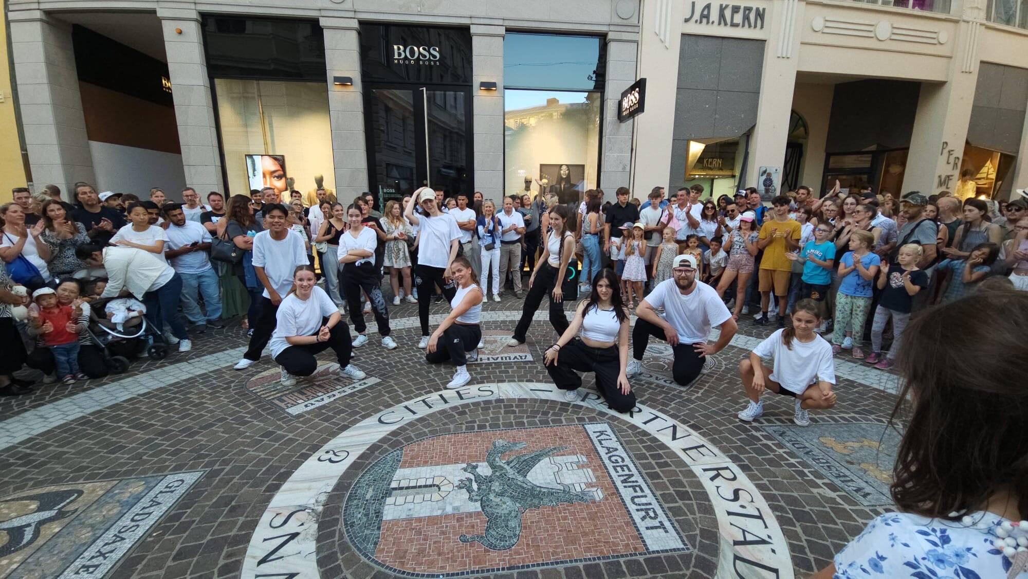 Copertina per Gorizia celebra l'amicizia con Klagenfurt, banda e sfilata aprono giugno in città