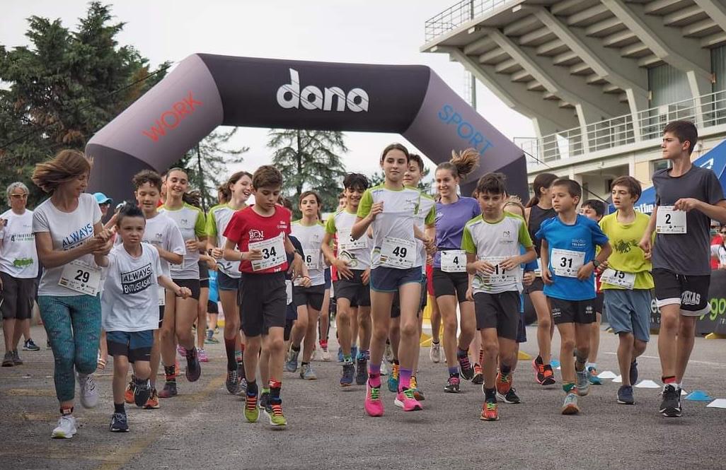 Immagine per L'amore per il triathlon porta 500 atleti a Gorizia, weekend di gare e solidarietà