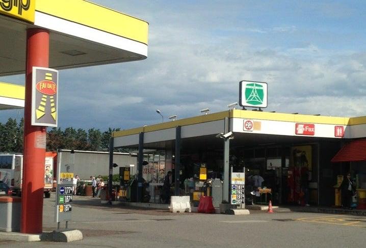 Copertina per Rubano in autogrill a Duino sud, scatta il Daspo a sei tifosi del Milan