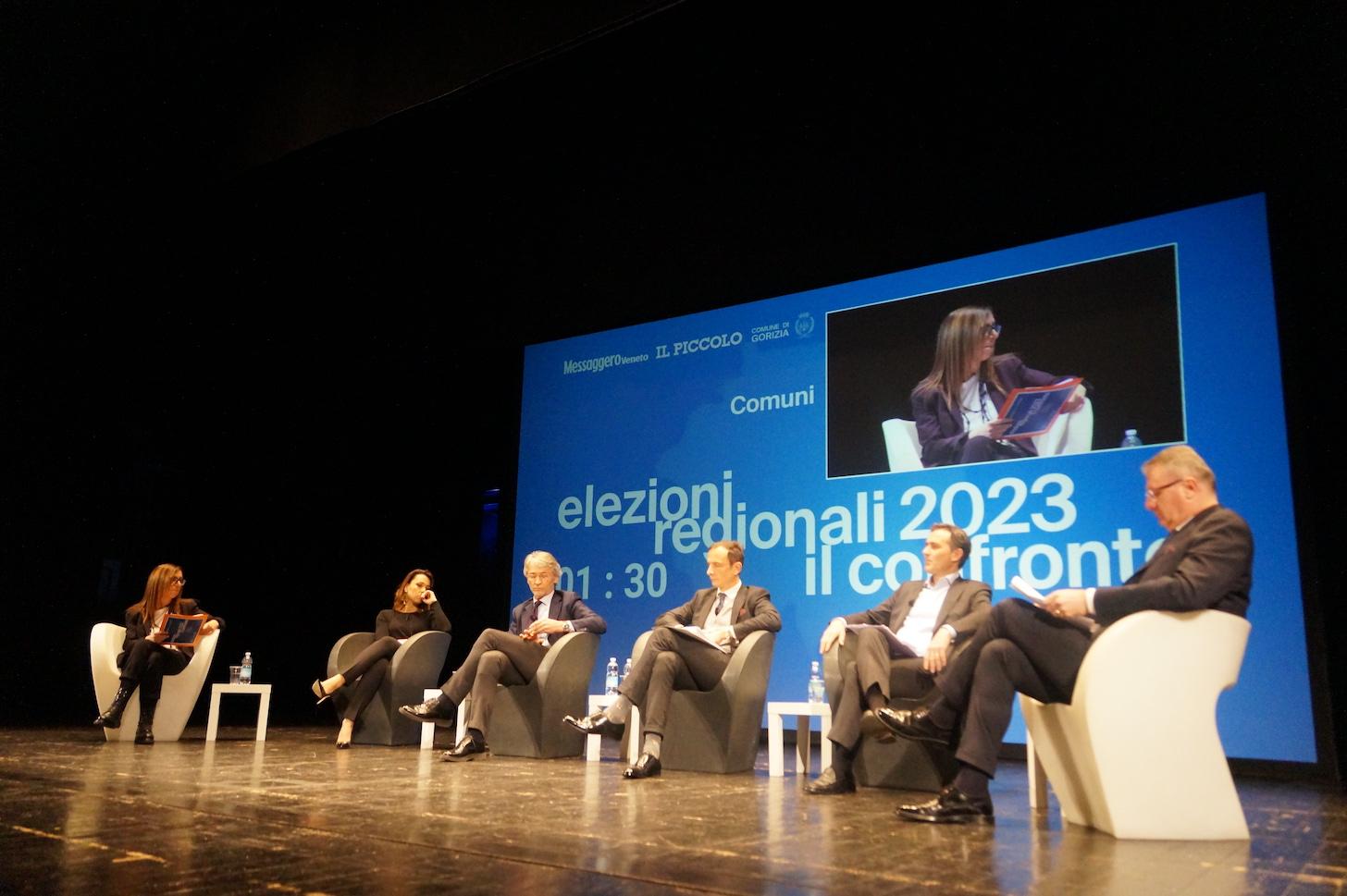 Copertina per Regionali Fvg, al primo dibattito tra i 4 candidati a Gorizia l'assente è GO!2025