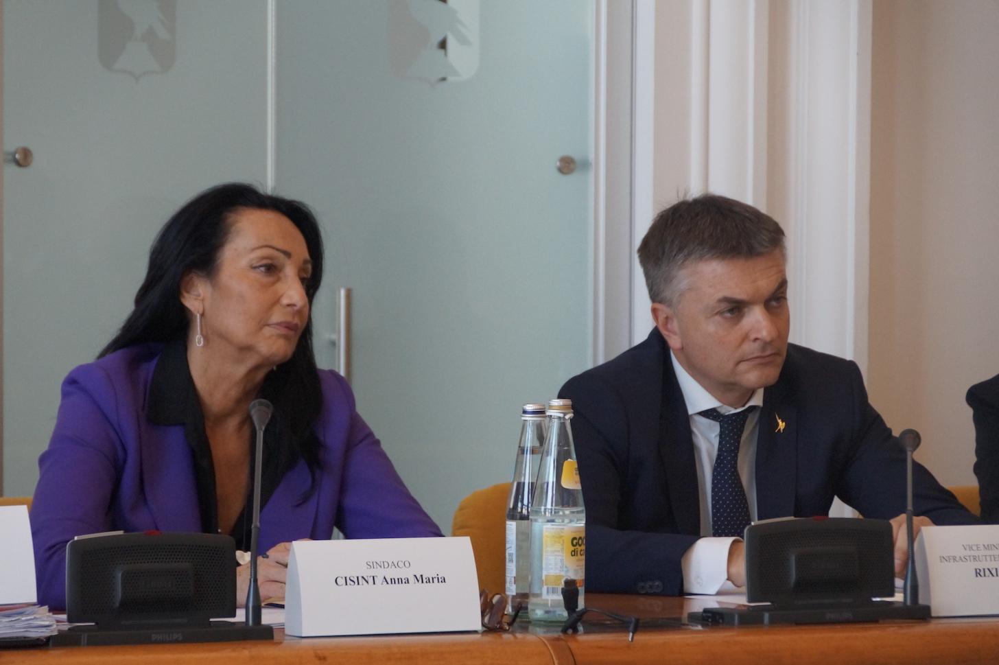 Copertina per Il viceministro Rixi a Monfalcone, porto base per la ricostruzione Ucraina