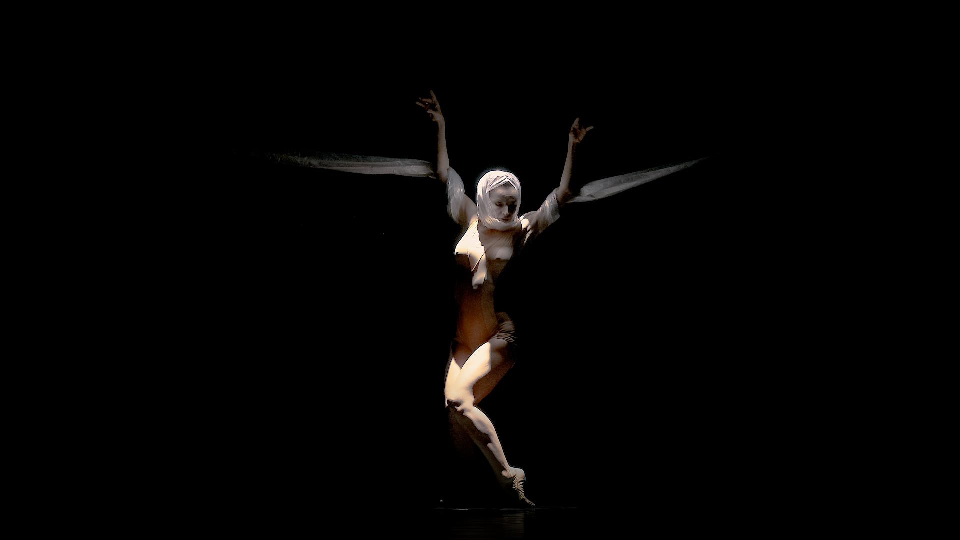 Copertina per La scultura diventa in danza, RBR porta Canova al Teatro di Monfalcone