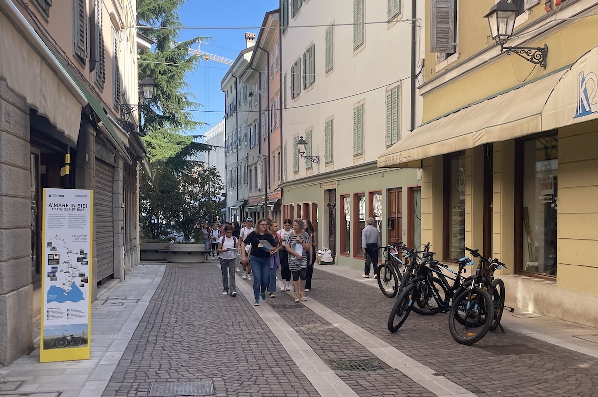 Immagine per Mezzo milione per negozi e turismo dalla Camera di commercio, «Gorizia creda nel 2025»