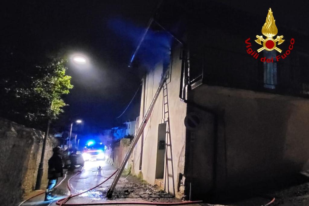 Immagine per Casa disabitata a fuoco a Monfalcone, intervento in salita Mocenigo