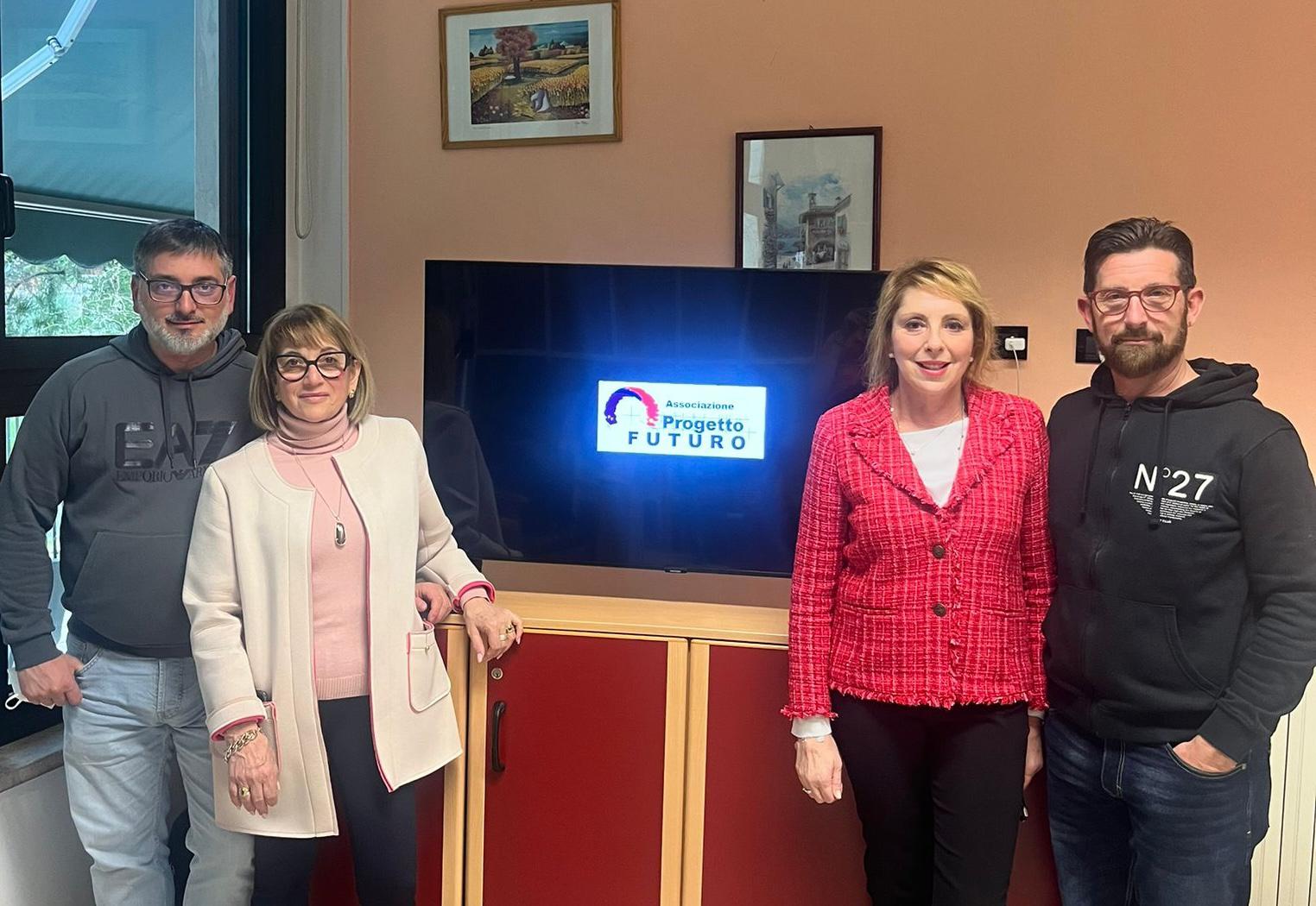 Immagine per Progetto Futuro aiuta gli anziani a Cervignano, tv donata alla Casa di riposo