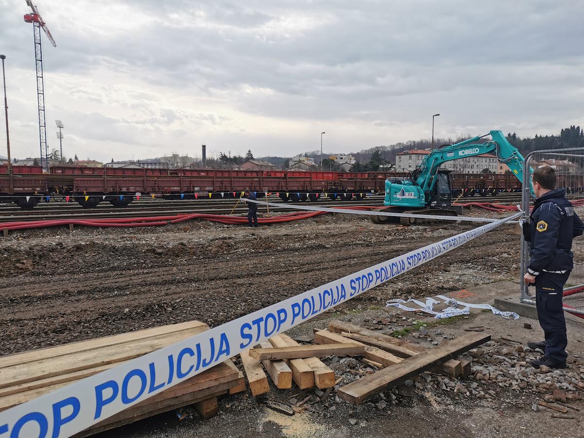 Immagine per Bombe nell'area della Transalpina, evacuazione rinviata di una domenica