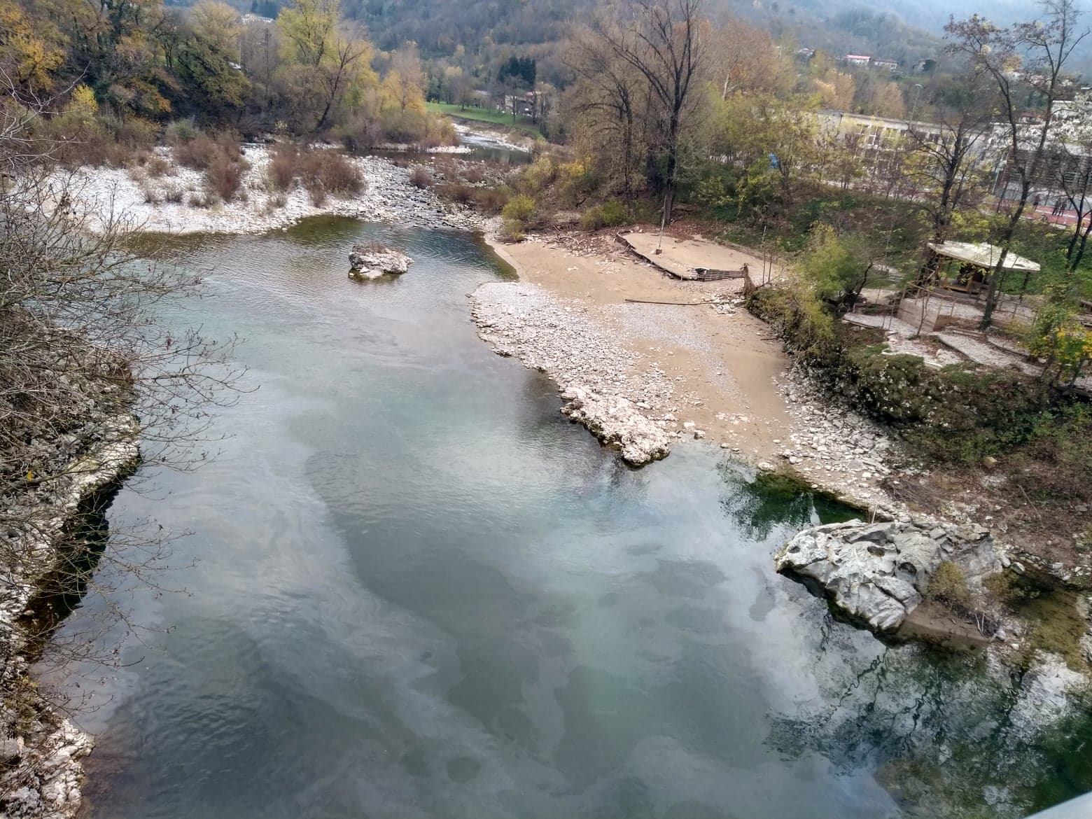 Copertina per Mille litri di olio combustibile nell'Isonzo, scatta l'allarme a Canale
