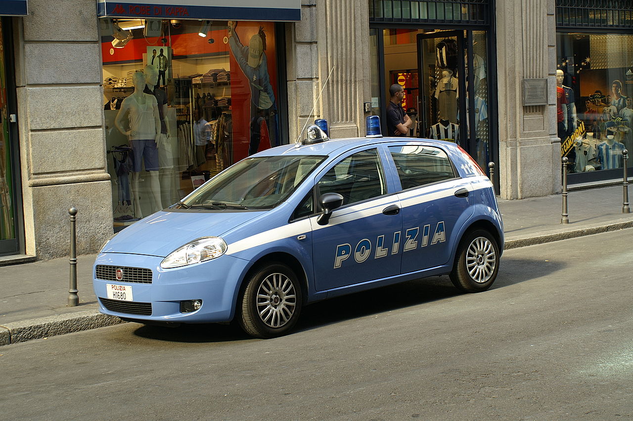 Immagine per Ricercati in tutta Italia e tentano la fuga in Slovenia, fermati due uomini vicino Gorizia