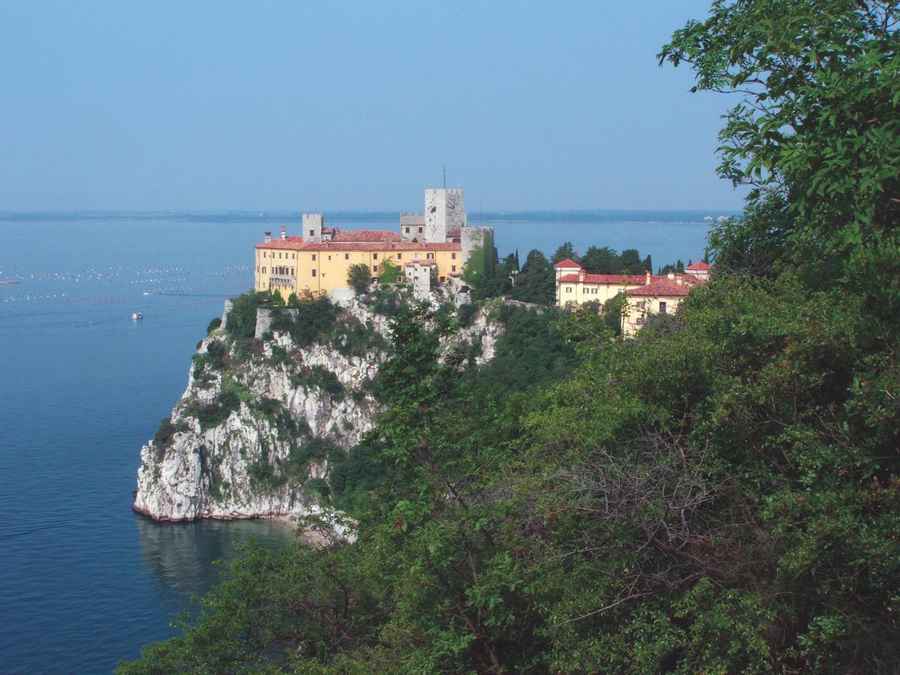 Copertina per Duino Aurisina brinda di goia, sarà la Città italiana del vino 2022