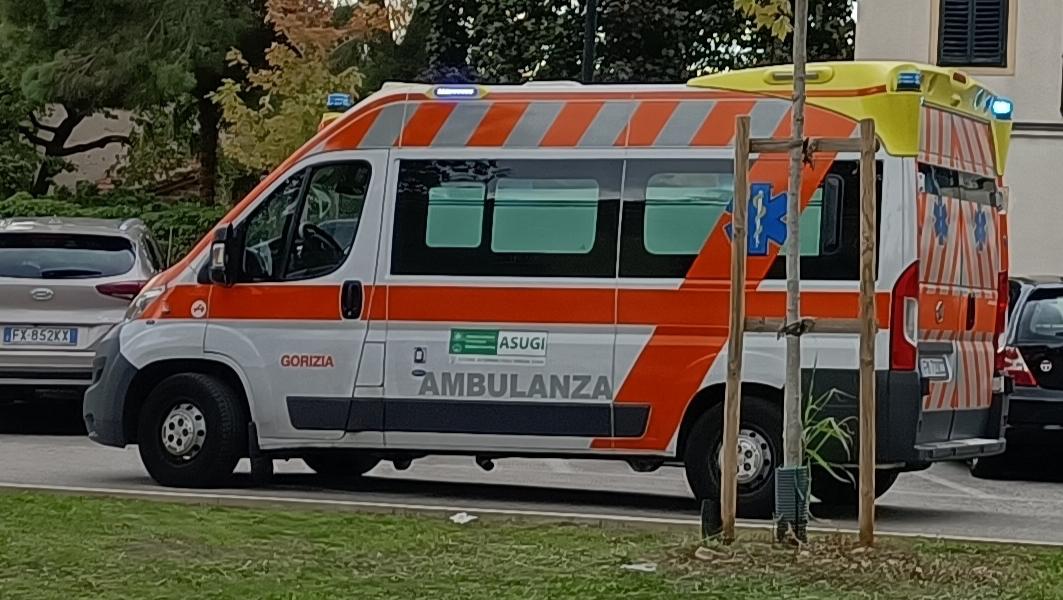 Immagine per Incidente tra suv e Fiesta a Monfalcone, ferito un 30enne