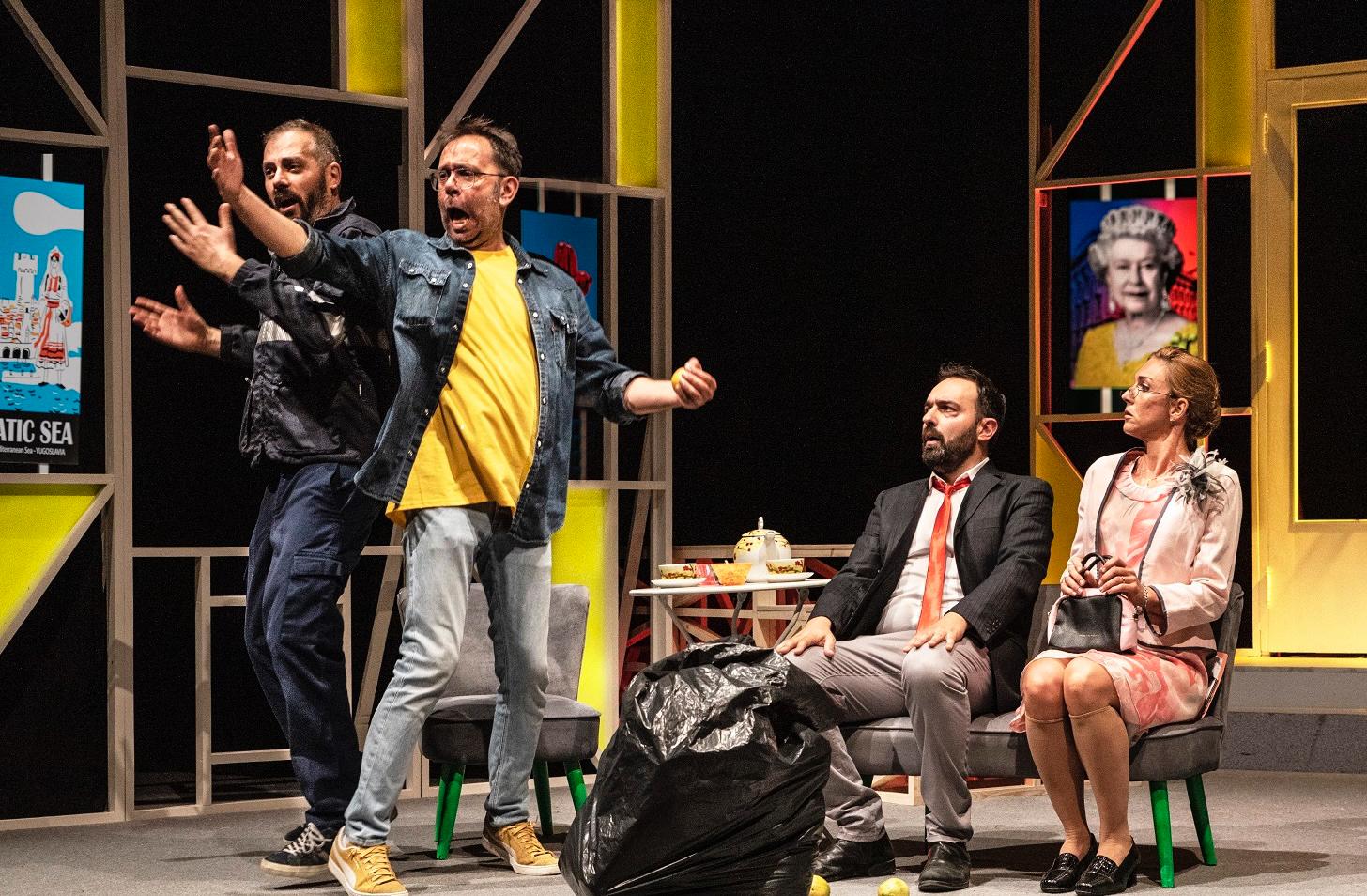 Copertina per Tom, Dick e Harry arriva a Gorizia: lo spettacolo in gara al Premio Macedonio