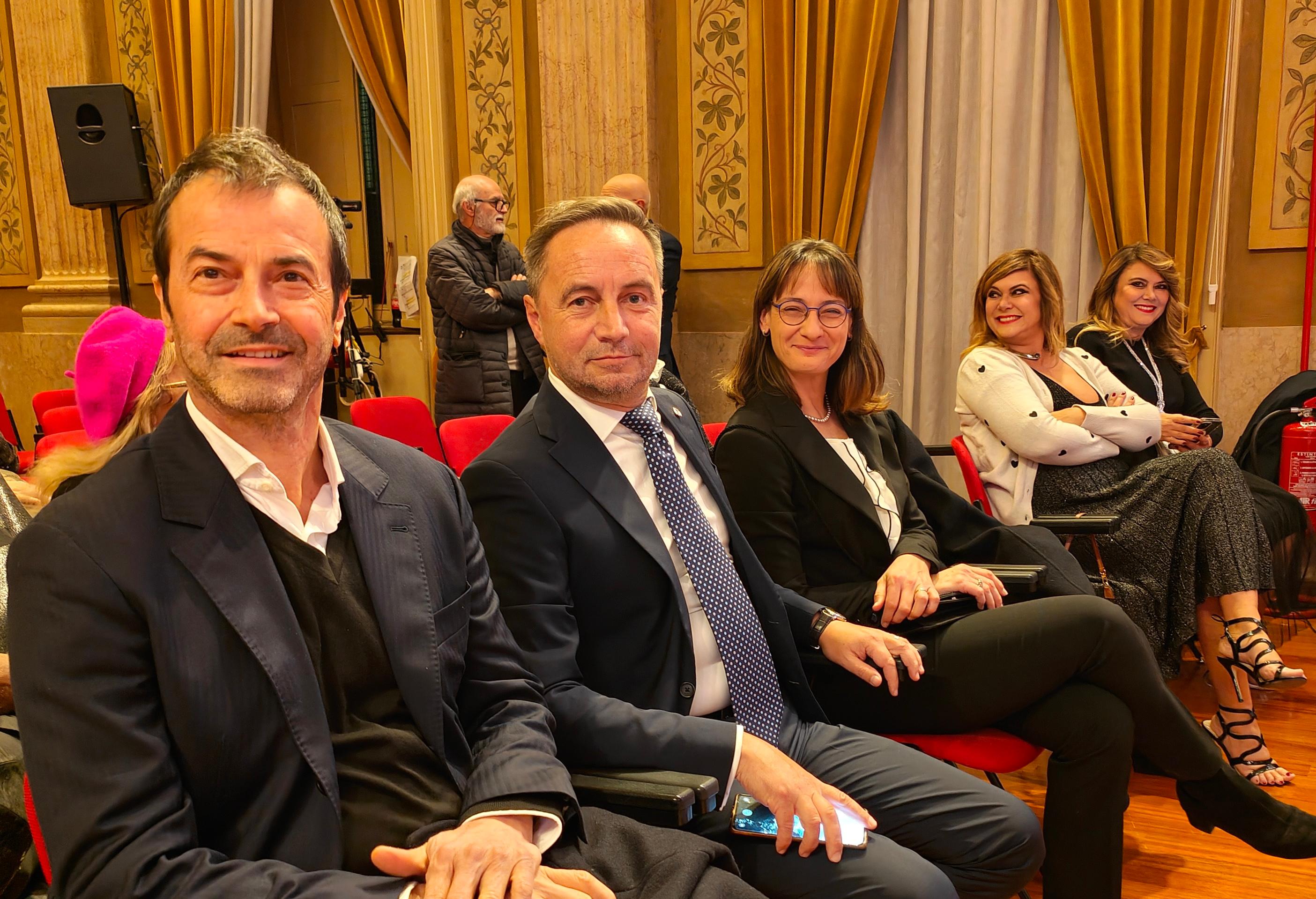 Copertina per Milano International, il sindaco di Duino Aurisina è Uomo dell'anno per la cultura