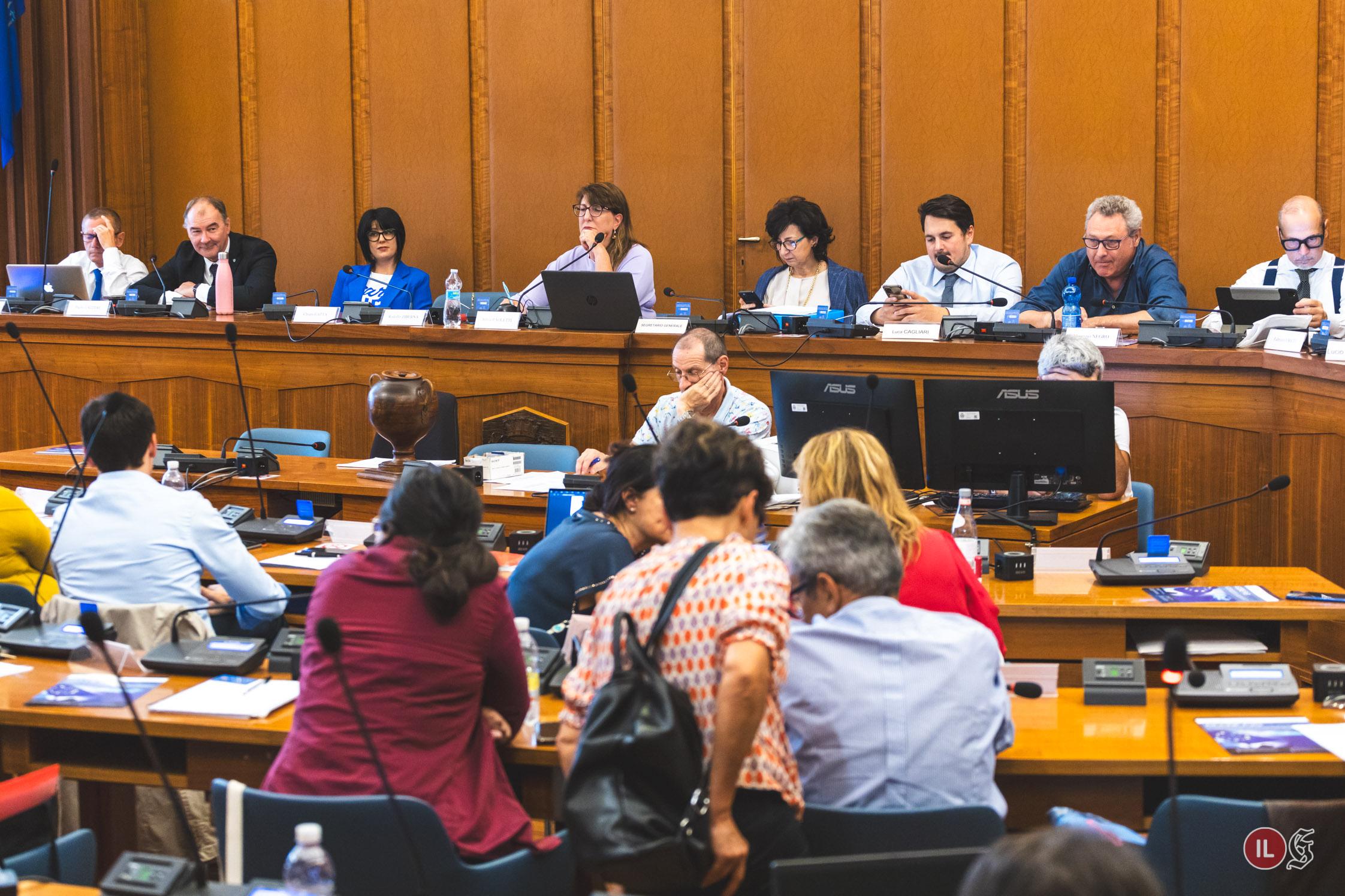 Copertina per Larga intesa su Casa Rossa e Lunetta, maratona in Aula a Gorizia