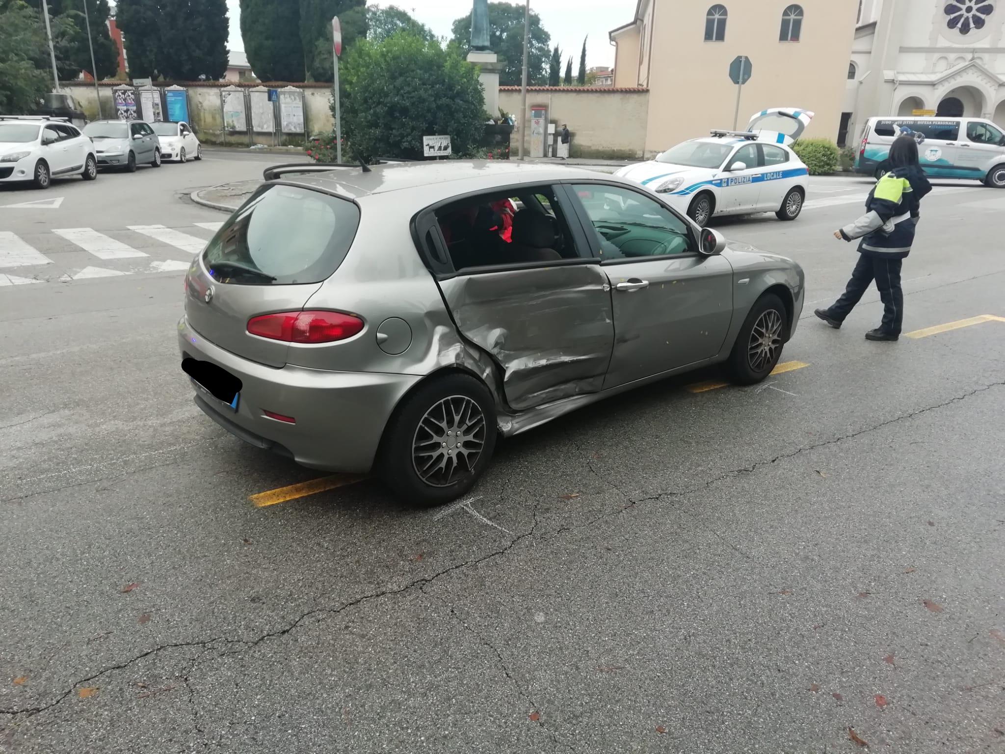 Immagine per Due incidenti a breve distanza a Gorizia, ferite due persone