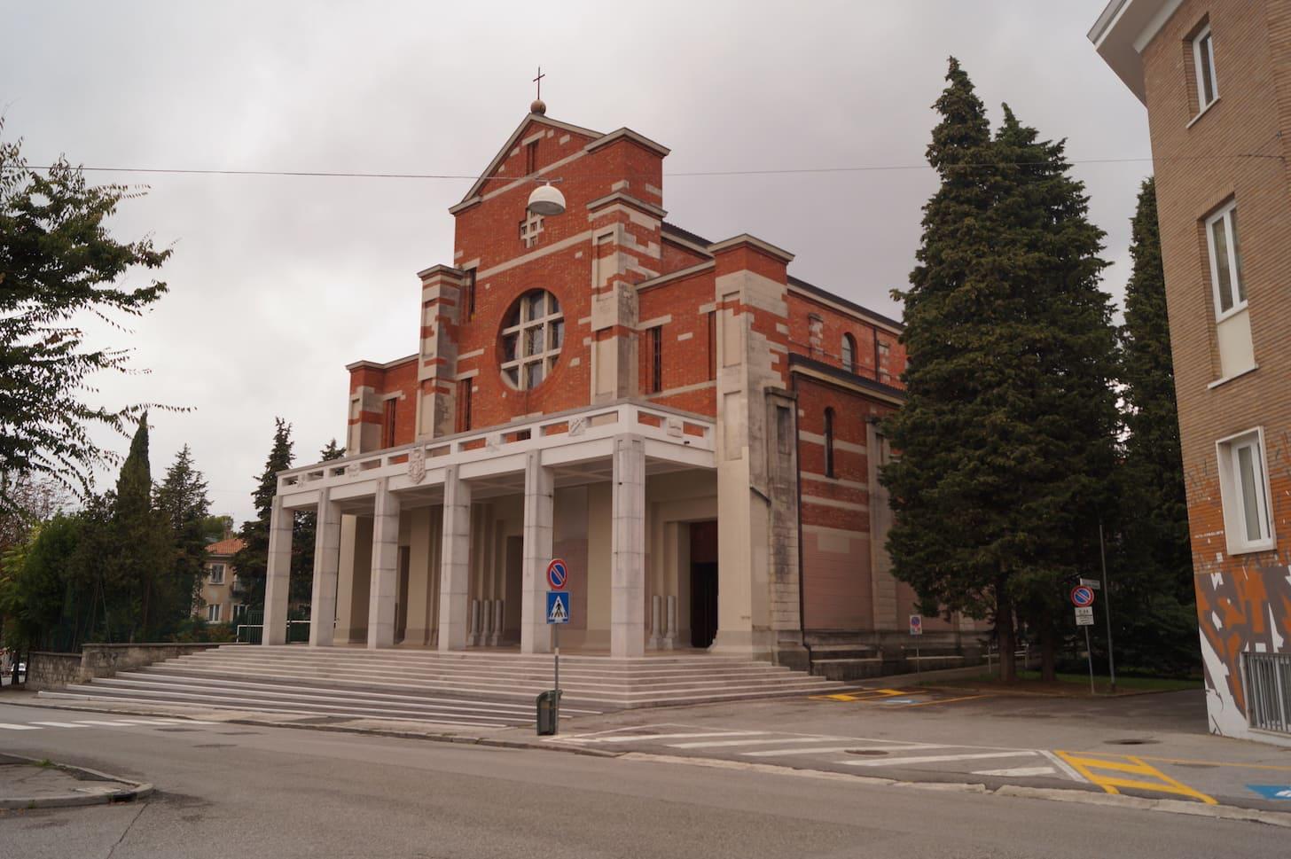 Copertina per Salesiani al Sacro Cuore, rebus sul nome del nuovo sacerdote a Gorizia