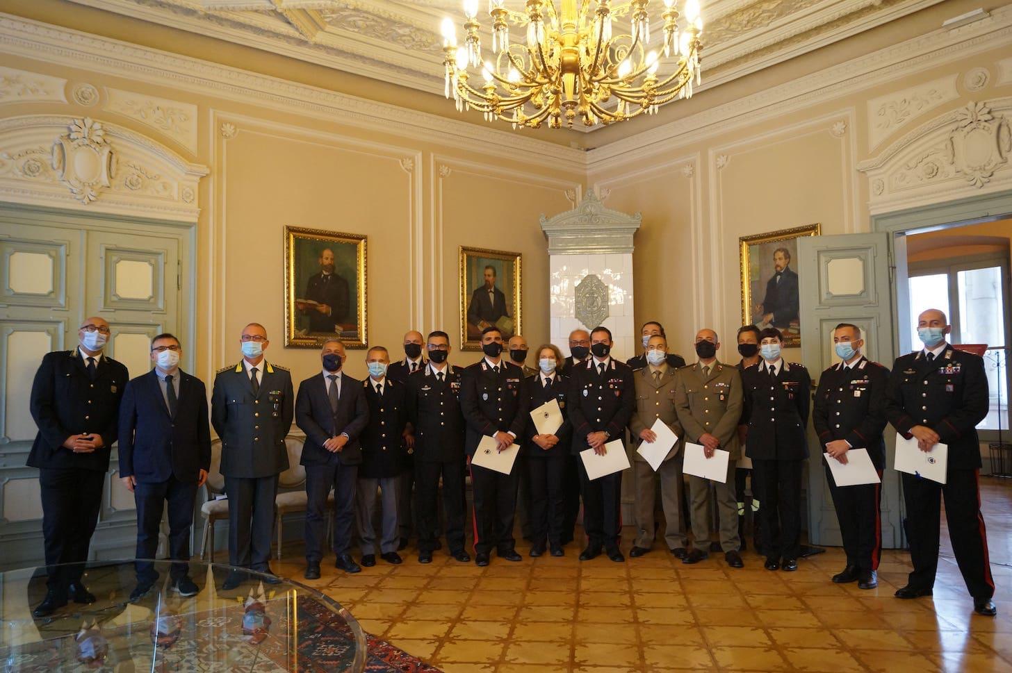 Copertina per Rischi e sfide per difendere gli altri, Gorizia premia le forze dell'ordine