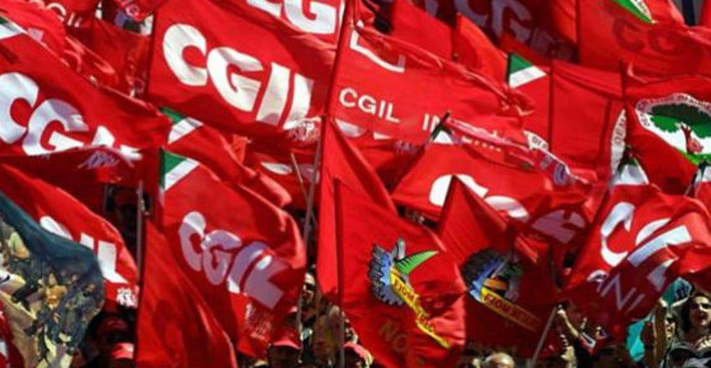 Copertina per Neofascisti attaccano la sede della Cgil, solidarietà alla sede di Monfalcone