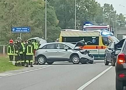 Immagine per Scontro sulla regionale 351 a Gradisca, ferite due persone
