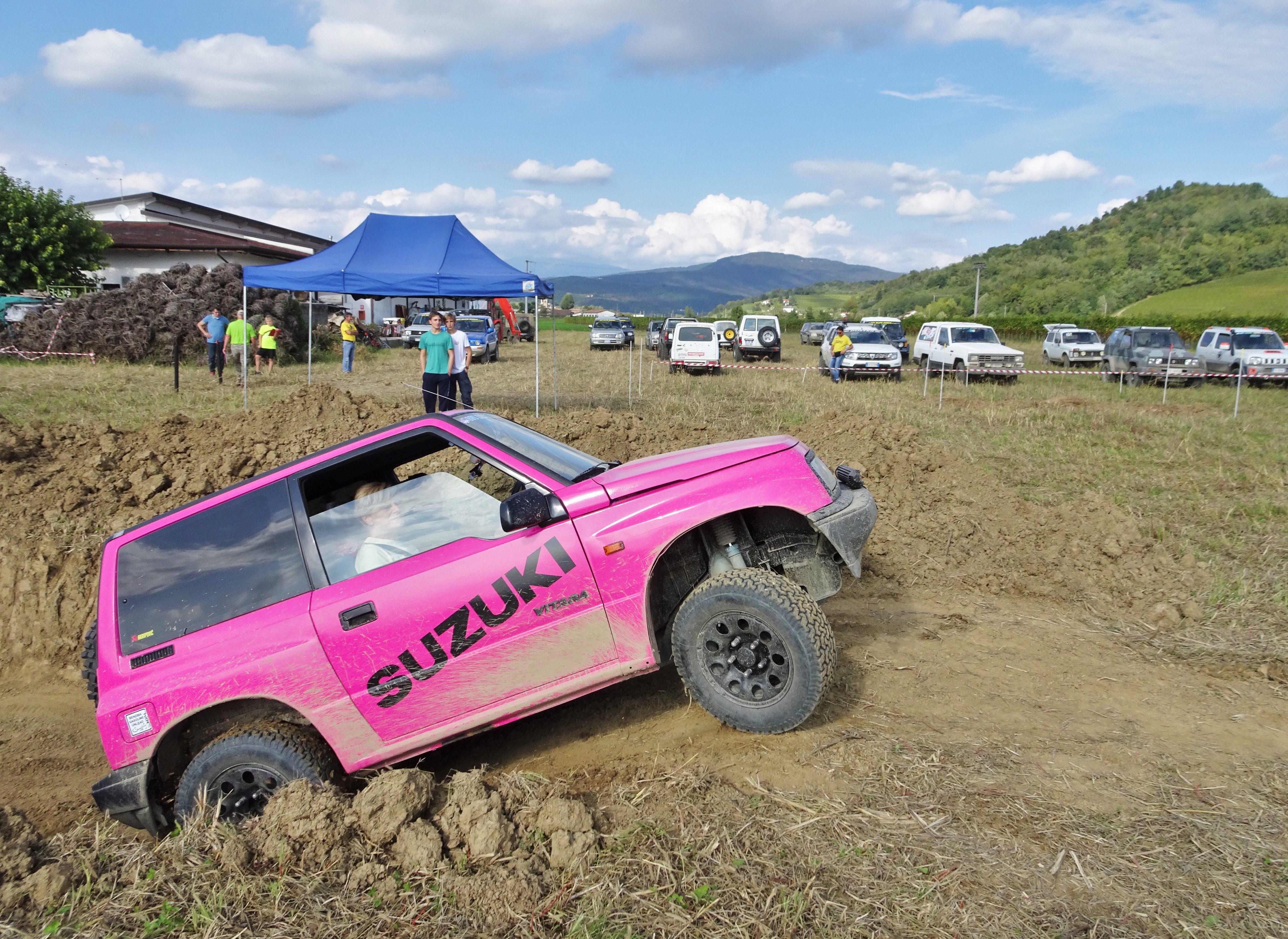 Immagine per Fuoristrada 4x4 sempre più rosa, podio tutto al femminile a Dolegna