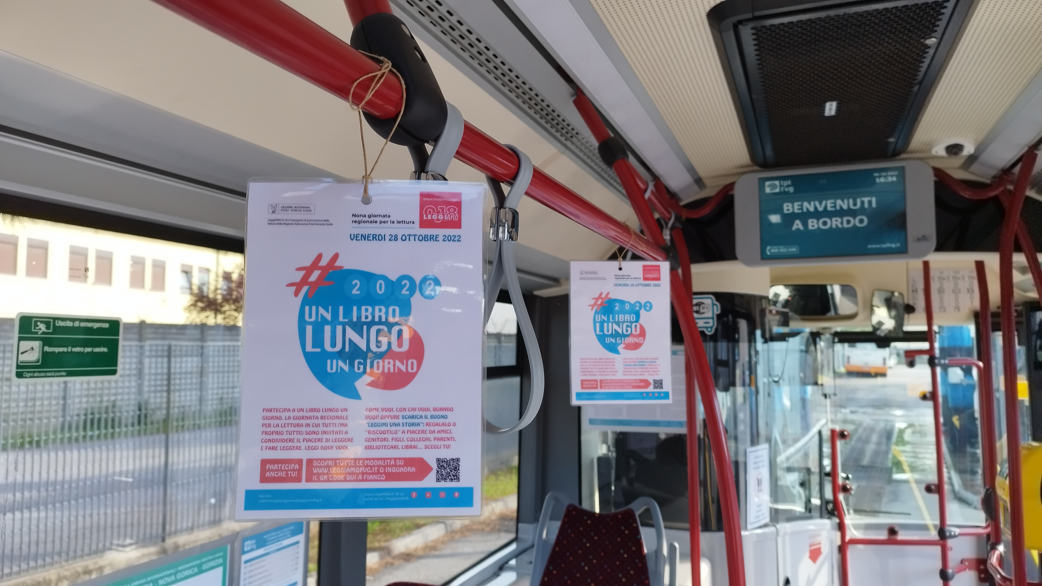 Immagine per Poesie e citazioni sull'autobus, Apt lancia la caccia letteraria a Gorizia