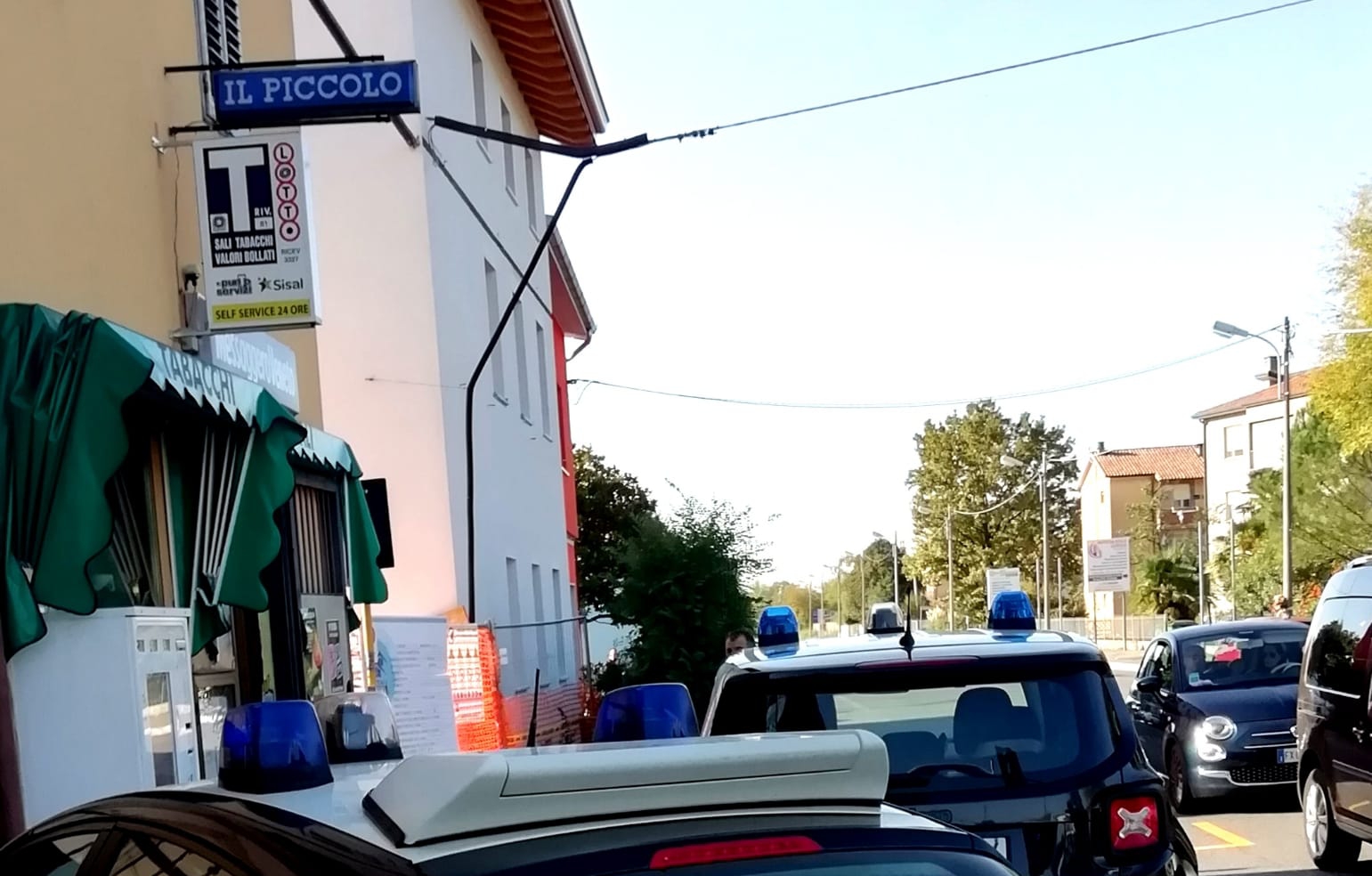 Copertina per Tentano la rapina in pieno giorno sulla Mainizza, ladri messi in fuga