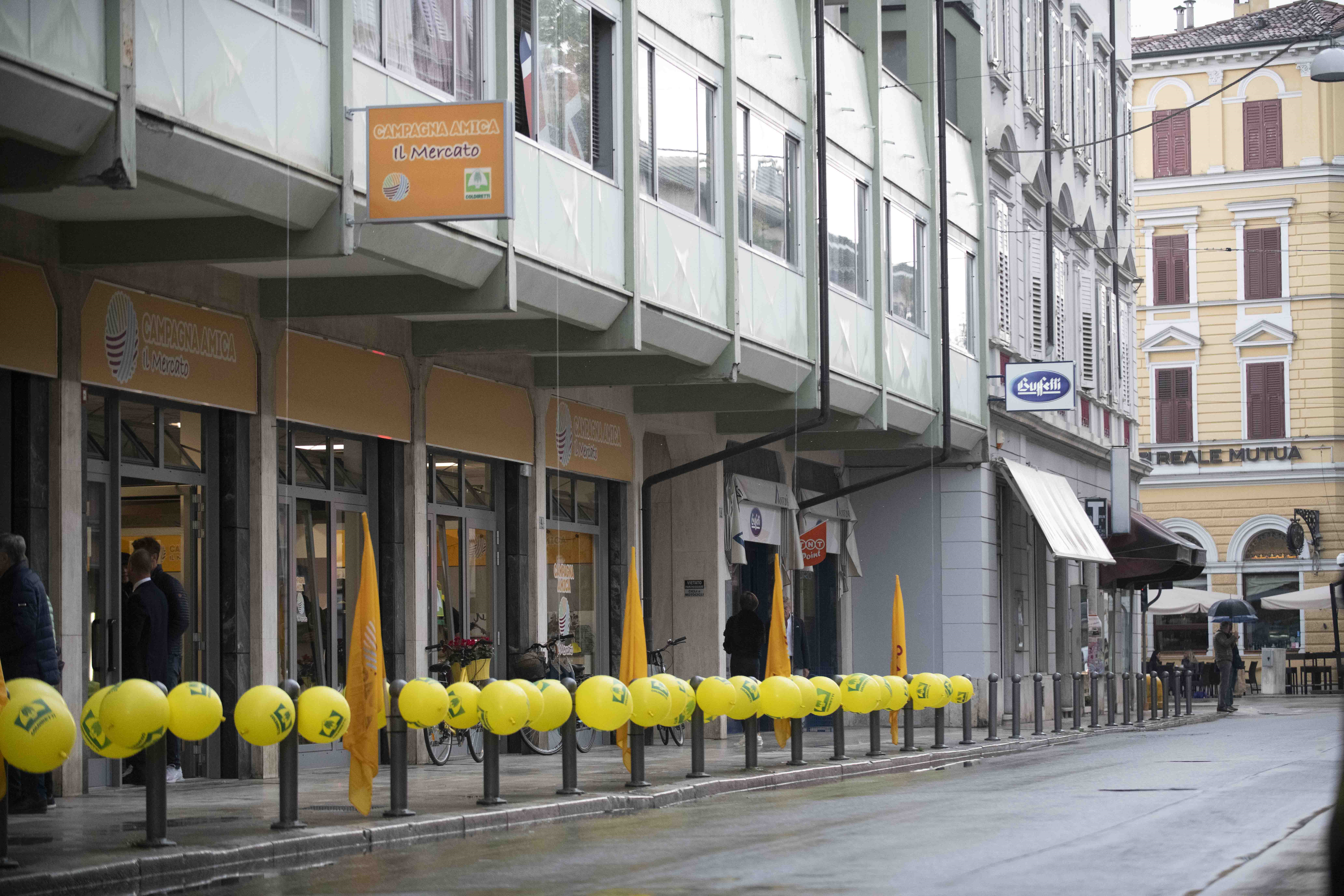Copertina per Aperitivo al Mercato coperto di Coldiretti, nuovi orari a Gorizia