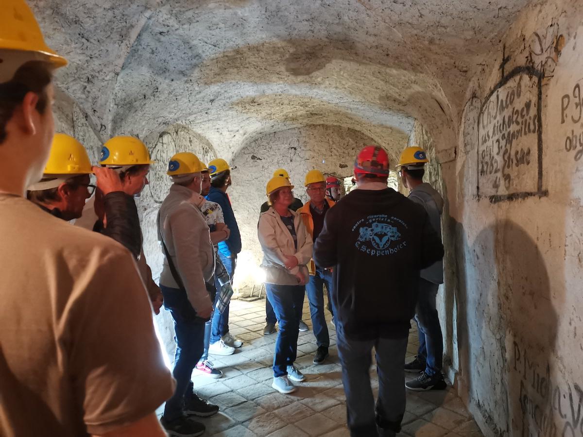Copertina per Gorizia tra le cripte e antichi palazzi, 280 curiosi alle Giornate Fai