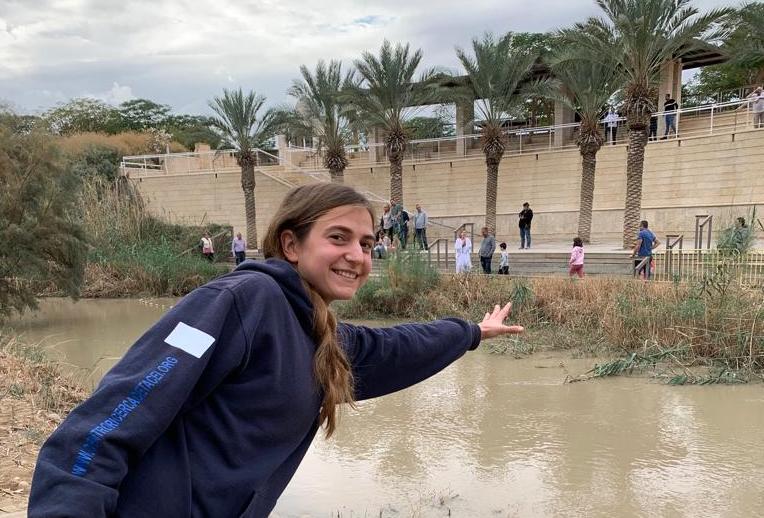Chiara, giovane di Gorizia rimasta in Israele: «Qui posso dare una mano»