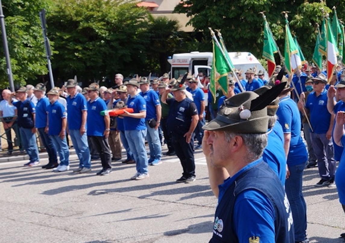 Immagine per Gli alpini di Chiopris Viscone in festa, 40 anni di impegno