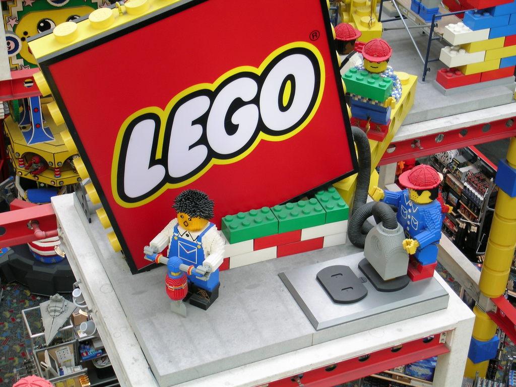 Copertina per Cattedrali e skyline creati con i Lego, appassionati espongono a Gorizia
