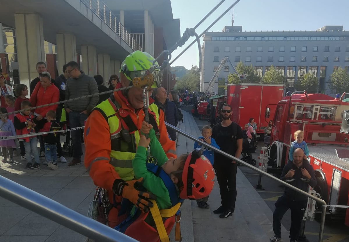 Immagine per Giochi e test in piazza per scoprire la sicurezza, la giornata di attività a Nova Gorica
