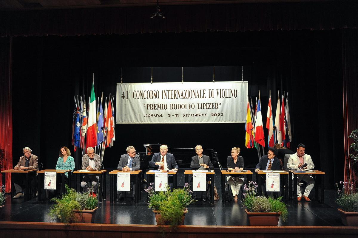 Immagine per Concorso Lipizer, 22 violinisti arrivati da tutto il mondo a Gorizia
