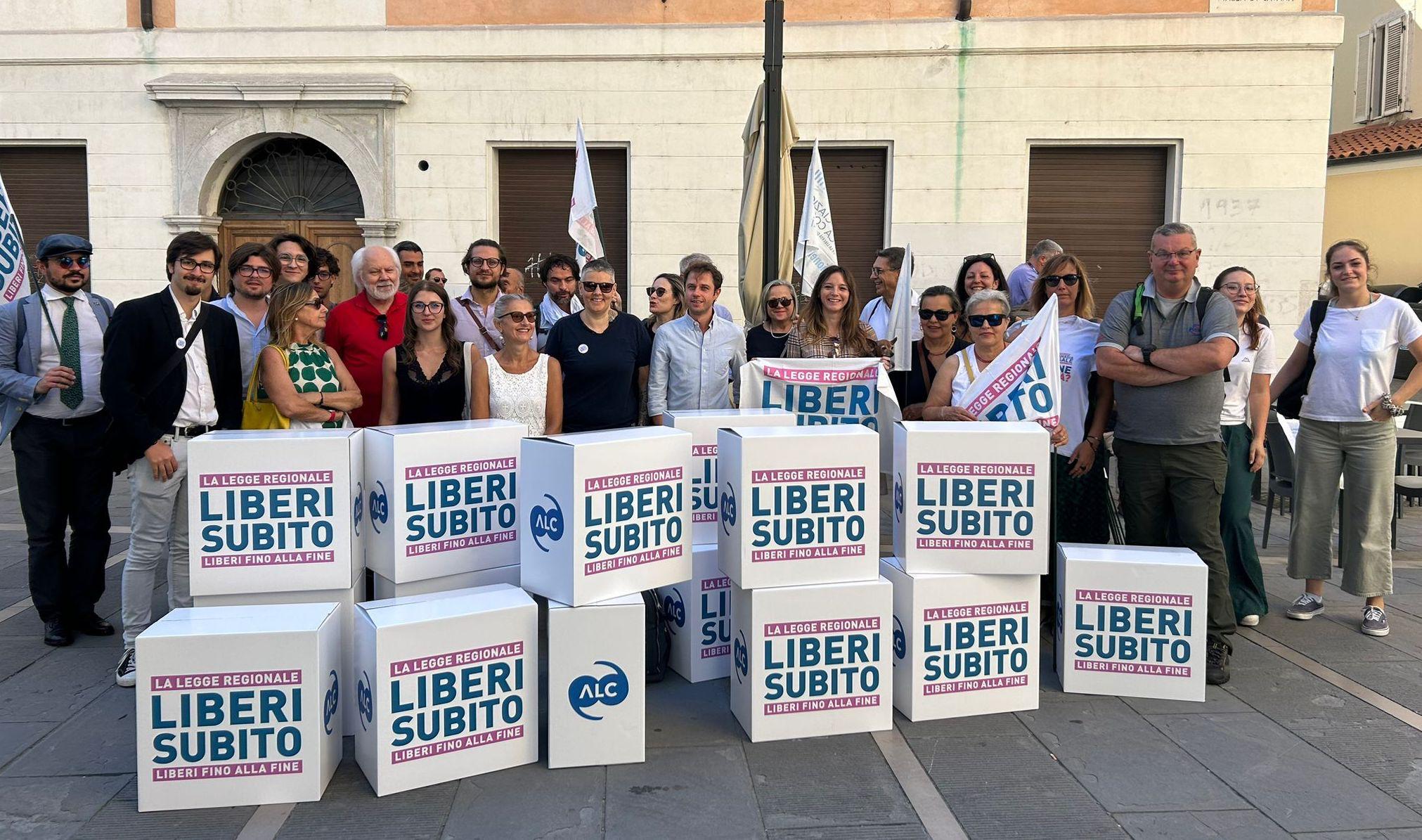 Immagine per Fine vita, ok alle 7mila firme raccolte in Fvg: «Ora la Regione agisca»