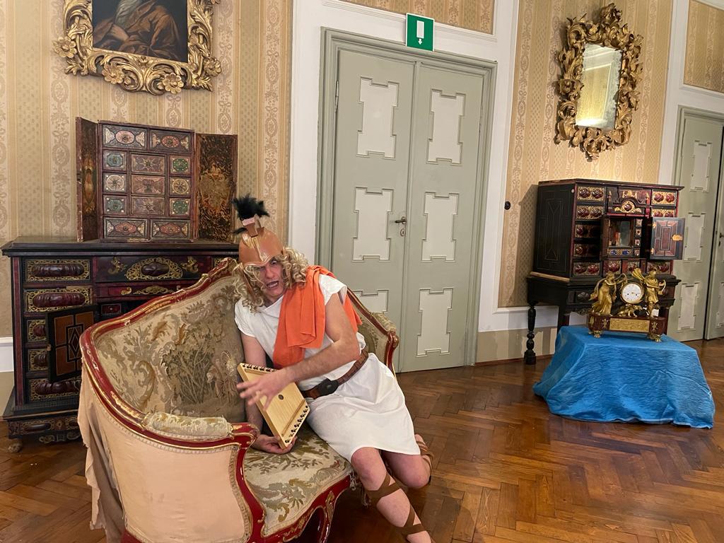 Copertina per La visita a Palazzo Coronini diventa show, tour per famiglie a Gorizia