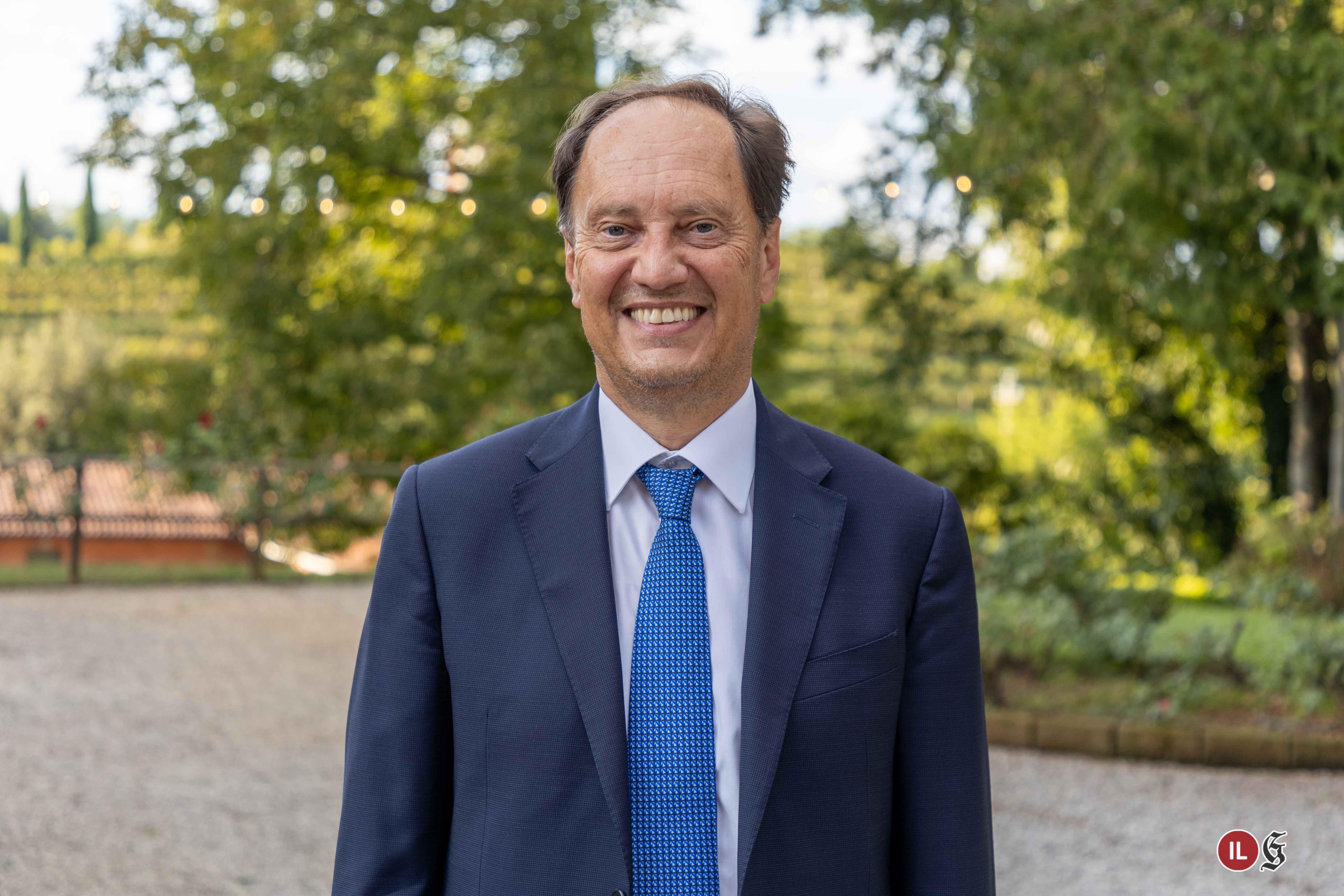 Copertina per Grado, un convegno sull'Europa con Aiccre: tra gli ospiti il ministro Ciriani