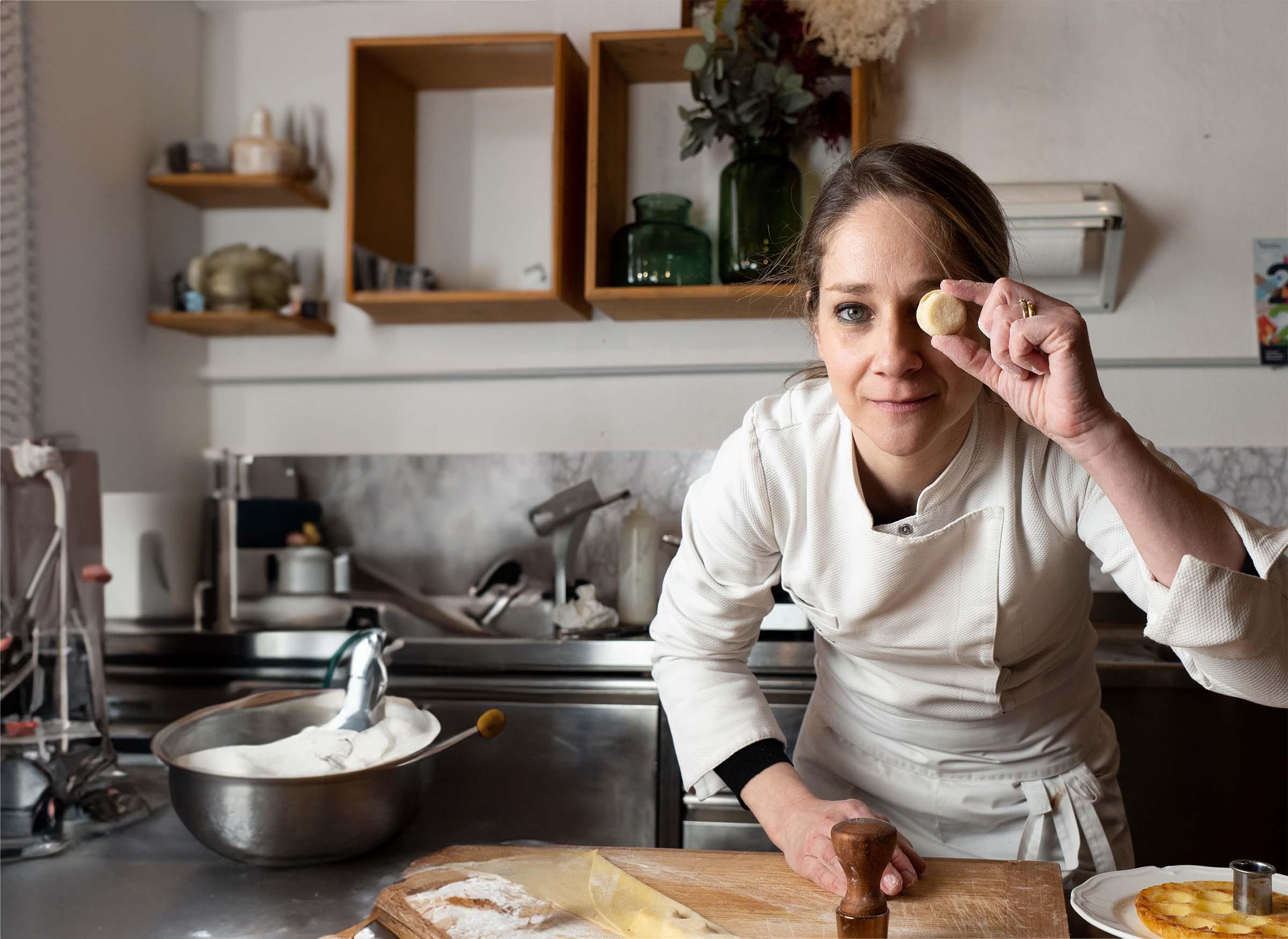 Copertina per La cucina di chef Chiara Canzoneri in via Rastello, apre la sua Chincaglieria