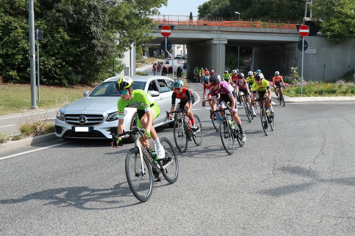 Copertina per La carovana di 176 giovani ciclisti per il Giro Fvg, il gran finale da Sacile a Gorizia