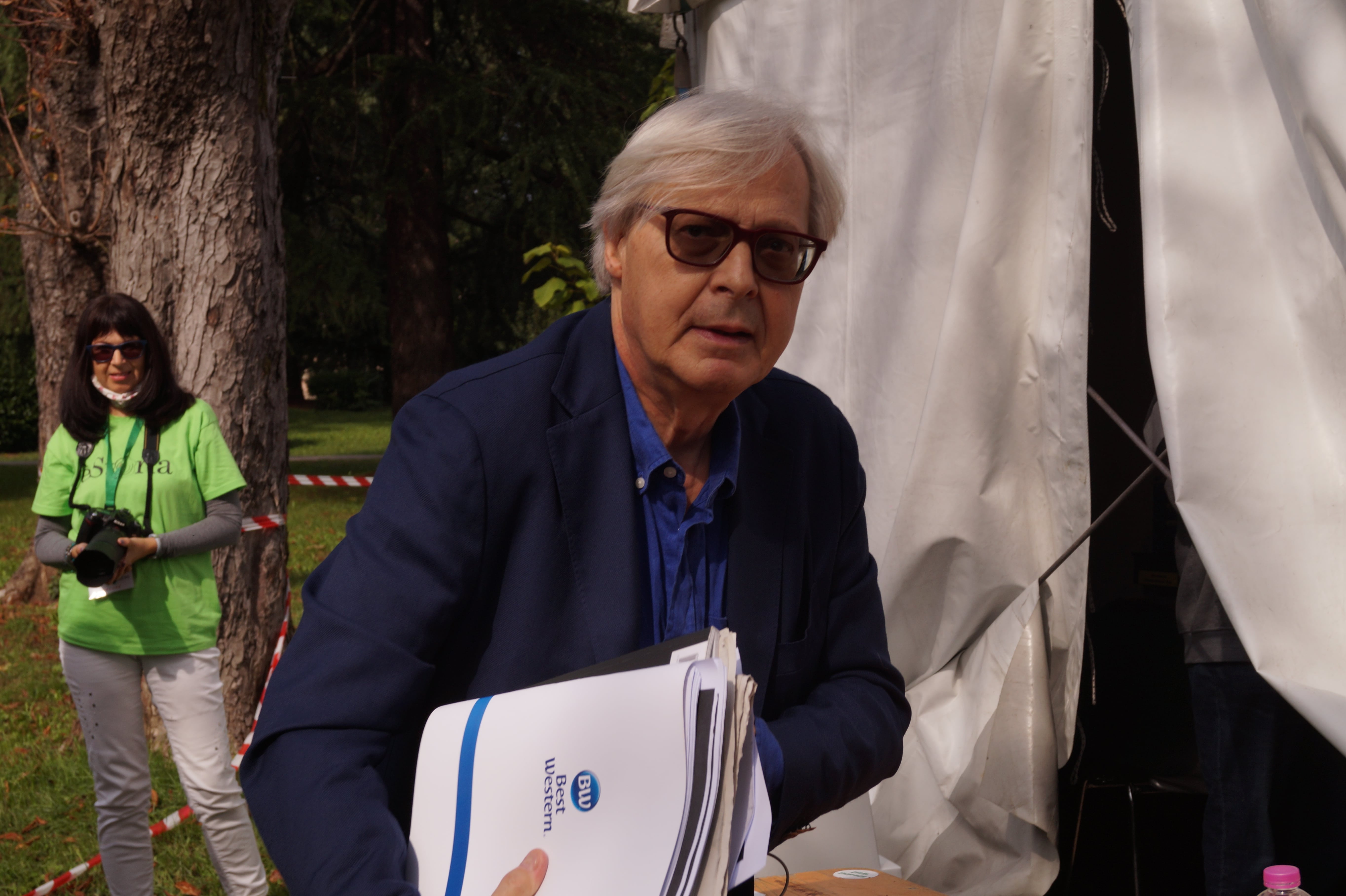 Copertina per Contea e la Terra di mezzo, Vittorio Sgarbi chiude la festa a Gorizia